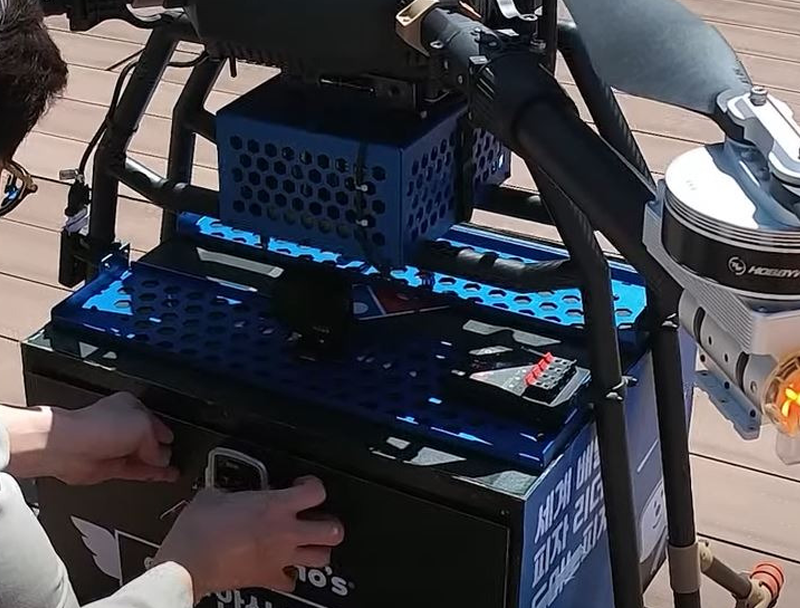 [글룩-고객사례①] 3D프린팅으로 만든 드론으로 피자 배달을 하다.